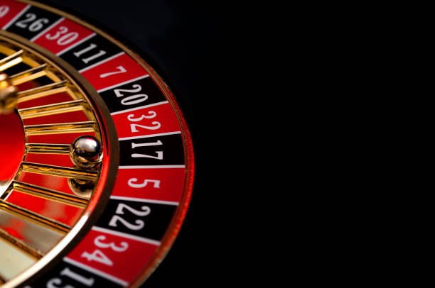 Bingo room lobby showing multiple active games with different bet levels and player counts